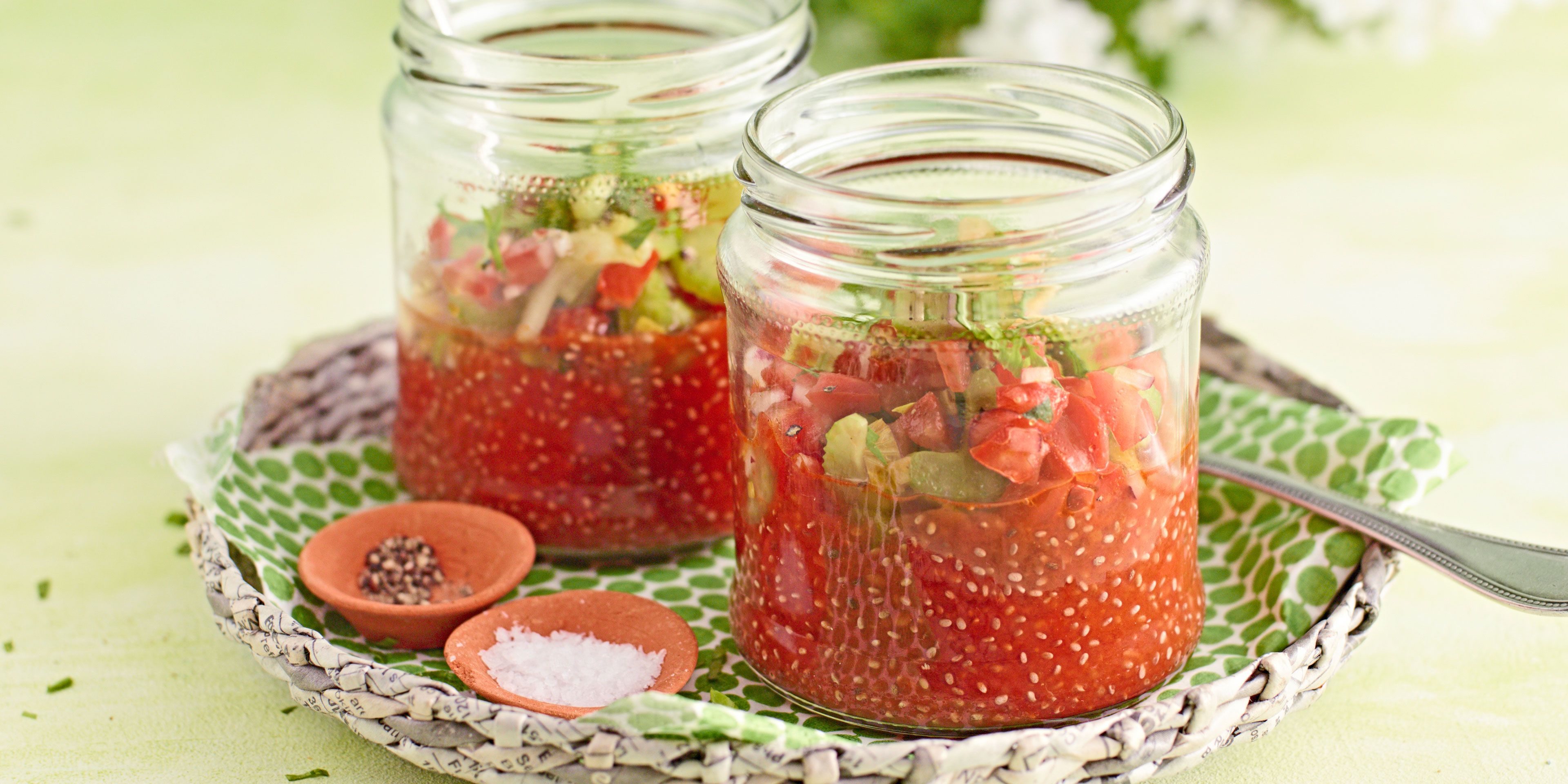 veganer tomaten chia pudding