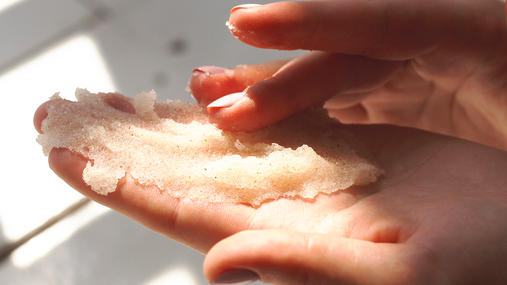 frischekick: peeling für glatte haut (1–2x pro woche)